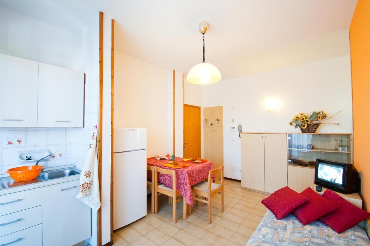 Appartamenti Calderone Rimini Exterior foto